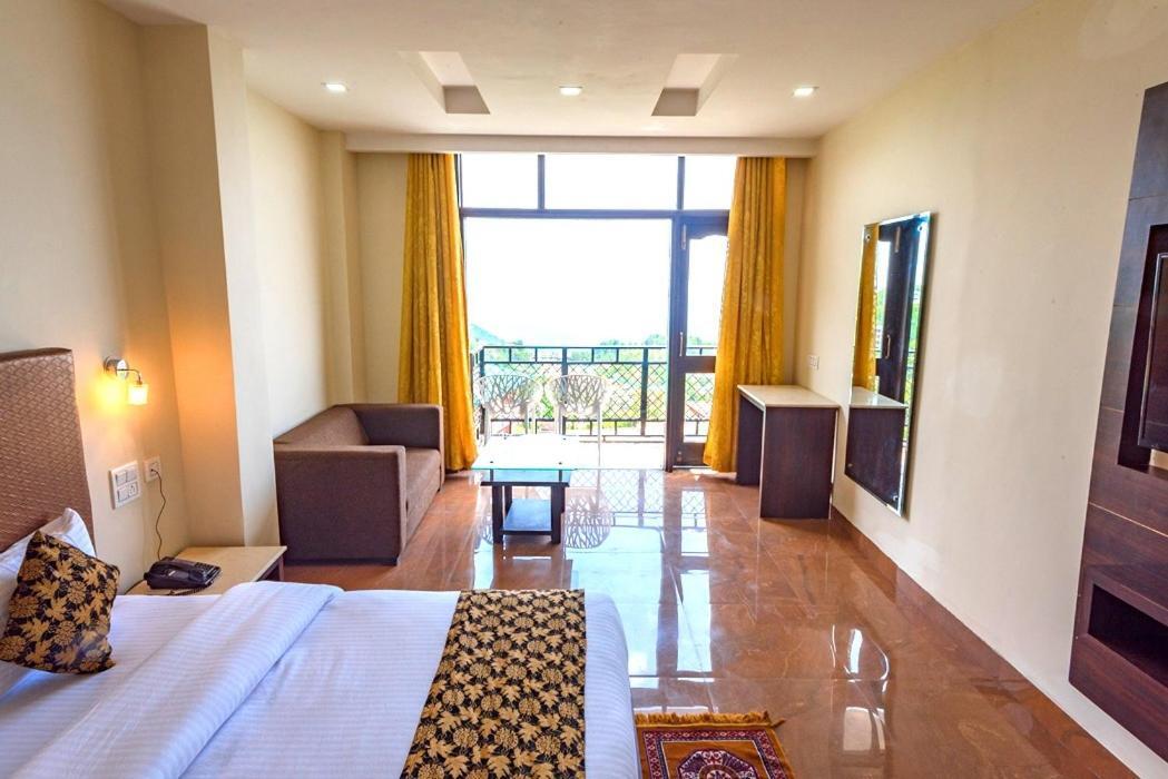 The Gateway Dal Lake Resort, Mcleodganj, Dharamshala Мак-Леод-Гейндж Экстерьер фото